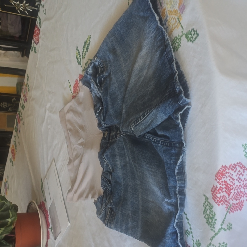 Indigo Rein Maternity Denim Shorts Medium Lace